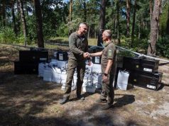 1200 БПЛА та 60 систем РЕБ отримала бригада ТрО від громади Києва, – Кличко. ВІДЕО+ФОТОрепортаж 1200-БПЛА-та-60-систем-РЕБ-отримала-бригада-ТрО-від-громади-Києва,-–-Кличко.-ВІДЕО+ФОТОрепортаж