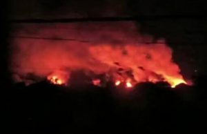 У Курській області вибухи та масштабна пожежа: знищено колону ворожої техніки. ВIДЕО У-Курській-області-вибухи-та-масштабна-пожежа:-знищено-колону-ворожої-техніки.-ВiДЕО