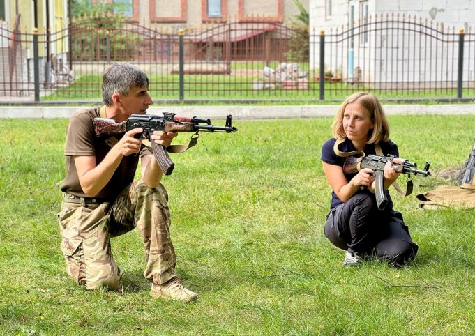 У Нововолинську провели заняття з національного спротиву У-Нововолинську-провели-заняття-з-національного-спротиву
