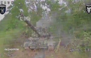 Воїни 42 ОМБр знищили російський танк біля населеного пункту Огірцеве. ВIДЕО Воїни-42-ОМБр-знищили-російський-танк-біля-населеного-пункту-Огірцеве.-ВiДЕО