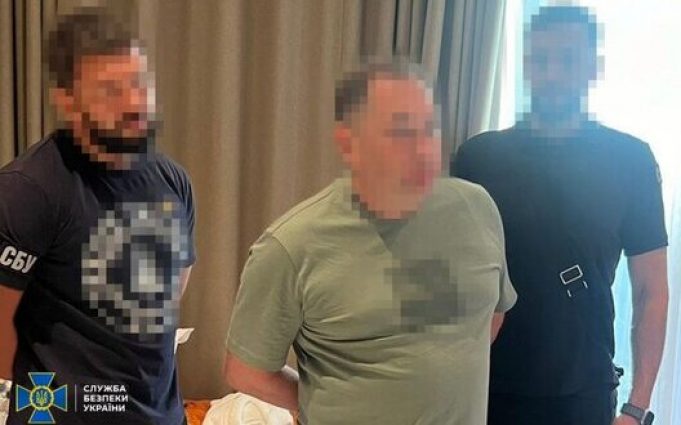 У Києві затримано заступника міністра енергетики Хейла на хабарі у $500 тис, – СБУ та... У-Києві-затримано-заступника-міністра-енергетики-Хейла-на-хабарі-у-$500-тис,-–-СБУ-та.