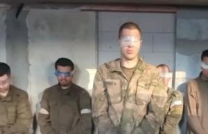 Полонені російські строковики просять Путіна обміняти їх на бійців “Азову”. ВIДЕО Полонені-російські-строковики-просять-Путіна-обміняти-їх-на-бійців-“Азову”.-ВiДЕО