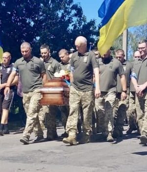 Героя-Михайла-Водоноса-з-Нововолинська-похоронили-в-рідному-селі-Павлівка