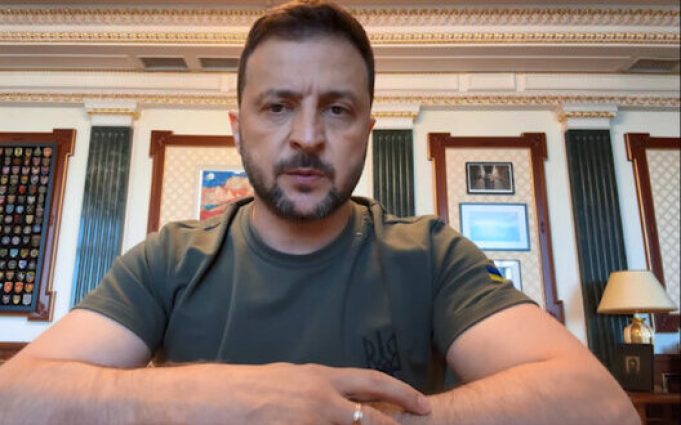Зрадники, які працюють на РФ, мають бути позбавлені будь-яких звань і нагород в Україні, –... Зрадники,-які-працюють-на-РФ,-мають-бути-позбавлені-будь-яких-звань-і-нагород-в-Україні,-–.