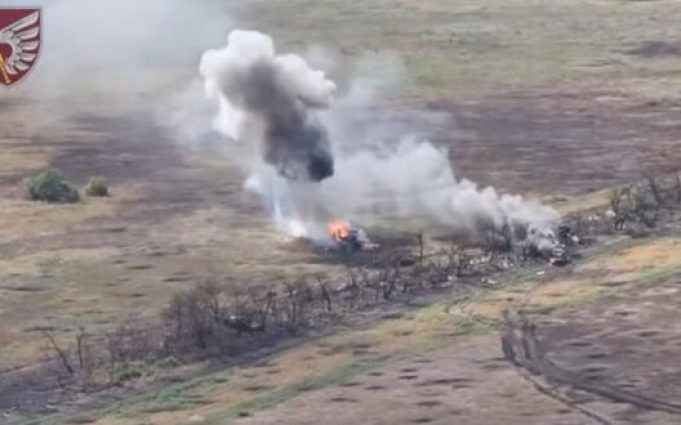 Бійці 79-ї ОДШБр знищили танк та 5 бронемашин з окупантами під час відбиття атаки на... Бійці-79-ї-ОДШБр-знищили-танк-та-5-бронемашин-з-окупантами-під-час-відбиття-атаки-на.