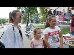 Скільки коштує зібрати дитину до школи: БУГ дізнавався ціни на шкільному ярмарку у Нововолинську (ВІДЕО) Скільки коштує зібрати дитину до школи: БУГ дізнавався ціни на шкільному ярмарку у Нововолинську (ВІДЕО)