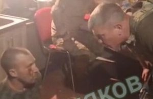 Окупанти з підрозділу “Шторм Z” напилися та відкрили вогонь по своїх товаришам по службі. ВIДЕО Окупанти-з-підрозділу-“Шторм-z”-напилися-та-відкрили-вогонь-по-своїх-товаришам-по-службі.-ВiДЕО