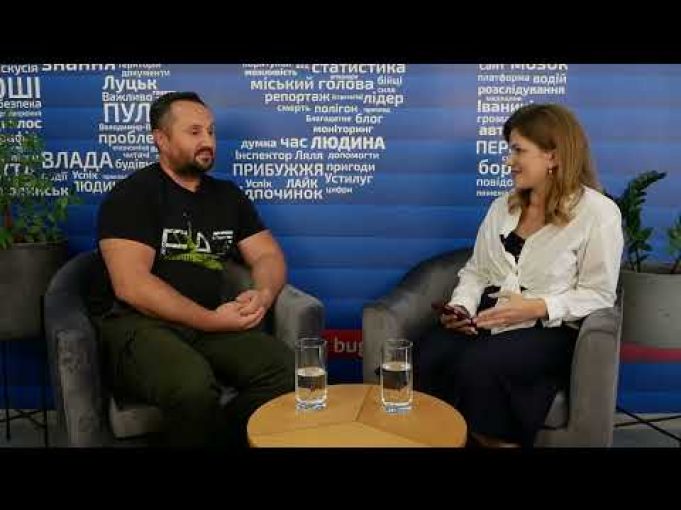 Інтерв’ю з власником ТЦ “FORest” у Нововолинську Юрієм Сиротюком (ВІДЕО) Інтерв’ю з власником ТЦ “FORest” у Нововолинську Юрієм Сиротюком (ВІДЕО)