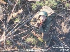 Російський військовий здався у полон операторам БпЛА з Президентської бригади. ВIДЕО Російський-військовий-здався-у-полон-операторам-БпЛА-з-Президентської-бригади.-ВiДЕО