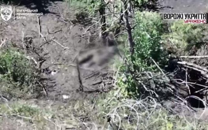 Поранений окупант підірвав себе гранатою на Краматорському напрямку. ВIДЕО Поранений-окупант-підірвав-себе-гранатою-на-Краматорському-напрямку.-ВiДЕО
