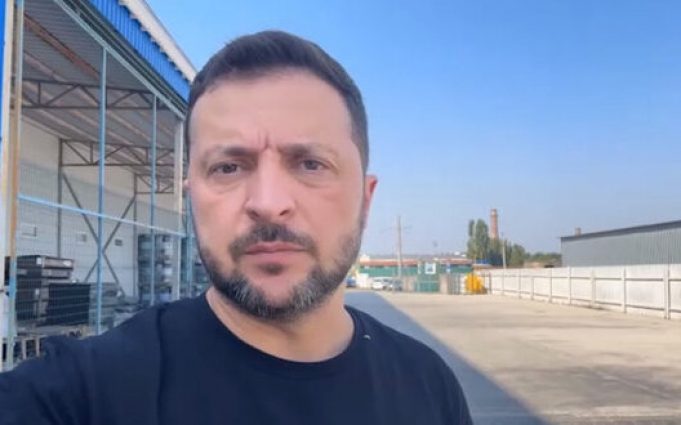 Зеленський про заборону УПЦ МП: Це наша духовна незалежність. Очікую на документи з ВР. ВIДЕО Зеленський-про-заборону-УПЦ-МП:-Це-наша-духовна-незалежність-Очікую-на-документи-з-ВР.-ВiДЕО
