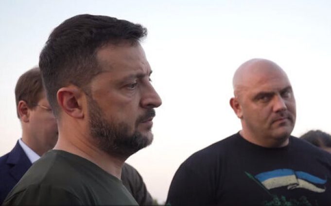 Зеленський провів нараду щодо водозабезпечення Дніпропетровщини та Миколаївщини. ВIДЕО Зеленський-провів-нараду-щодо-водозабезпечення-Дніпропетровщини-та-Миколаївщини.-ВiДЕО