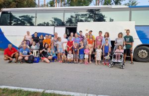 Вихованці громадської організації «Світ для дітей» відпочили на озері Пісочне Вихованці-громадської-організації-«Світ-для-дітей»-відпочили-на-озері-Пісочне