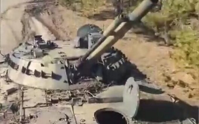Бійці 92 ОШБр затрофеїли російську БМП-3. ВIДЕО Бійці-92-ОШБр-затрофеїли-російську-БМП-3.-ВiДЕО