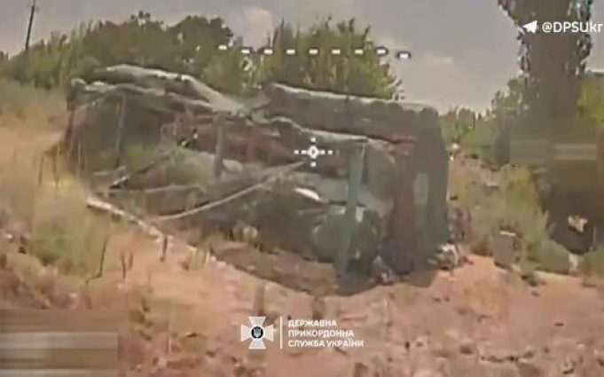 Прикордонники розбили позиції окупантів на Запорізькому напрямку. ВIДЕО Прикордонники-розбили-позиції-окупантів-на-Запорізькому-напрямку.-ВiДЕО