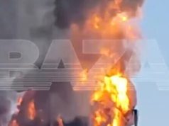 Дрони знову атакували нафтобазу у Ростовській області РФ, яка палає шосту добу, – росЗМІ. ВIДЕО Дрони-знову-атакували-нафтобазу-у-Ростовській-області-РФ,-яка-палає-шосту-добу,-–-росЗМІ.-ВiДЕО
