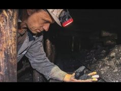 Спуск у копальню: чи вдалось новому директору реанімувати шахту “Бужанська” на Волині (ВІДЕО) Спуск у копальню: чи вдалось новому директору реанімувати шахту “Бужанська” на Волині (ВІДЕО)