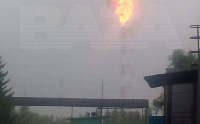 В російському Омську пролунав вибух на НПЗ: Виникла пожежа. ВІДЕО+ФОТО В-російському-Омську-пролунав-вибух-на-НПЗ:-Виникла-пожежа.-ВІДЕО+ФОТО