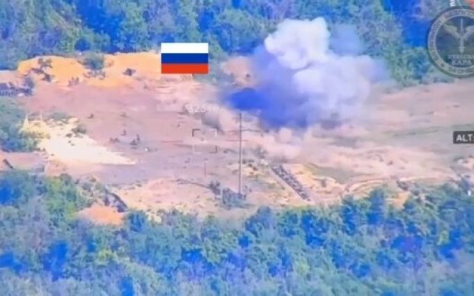 HIMARS накриває російський полігон на східному напрямку двома ракетами M30A1. ВIДЕО himars-накриває-російський-полігон-на-східному-напрямку-двома-ракетами-m30a1.-ВiДЕО