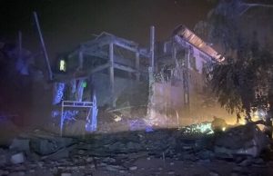 Ракетний удар по Кривому Рогу: кількість загиблих зросла до 2. ВIДЕО Ракетний-удар-по-Кривому-Рогу:-кількість-загиблих-зросла-до-2.-ВiДЕО