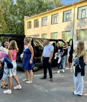 Діти-пільгових-категорій-повернулися-з-відпочинку-у-Франції