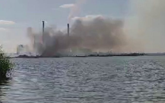 На Рязанській ГРЕС виникла пожежа. Перед цим пролунав вибух, – росЗМІ. ВIДЕО На-Рязанській-ГРЕС-виникла-пожежа-Перед-цим-пролунав-вибух,-–-росЗМІ.-ВiДЕО