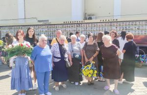 Нововолинська громада долучилась до пам’ятного заходу «Час не лікує» у Луцьку Нововолинська-громада-долучилась-до-пам’ятного-заходу-«Час-не-лікує»-у-Луцьку