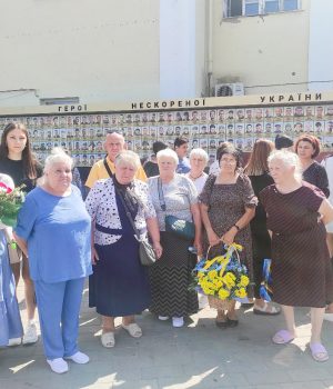 Нововолинська-громада-долучилась-до-пам’ятного-заходу-«Час-не-лікує»-у-Луцьку Нововолинська-громада-долучилась-до-пам’ятного-заходу-«Час-не-лікує»-у-Луцьку