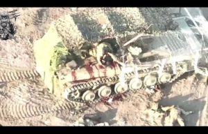 Українські захисники знищили російську бойову машину разом із екіпажем на борту. ВIДЕО Українські-захисники-знищили-російську-бойову-машину-разом-із-екіпажем-на-борту.-ВiДЕО
