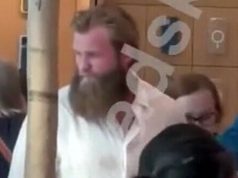 “Слугу народу” Дмитрука помітили у Лондоні. Він відвідував ТЦ, – ЗМІ. ВIДЕО “Слугу-народу”-Дмитрука-помітили-у-Лондоні-Він-відвідував-ТЦ,-–-ЗМІ.-ВiДЕО