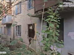 Рашисти обстріляли житлову забудову в Херсоні: тяжко поранено 14-річну дівчину. ВIДЕО Рашисти-обстріляли-житлову-забудову-в-Херсоні:-тяжко-поранено-14-річну-дівчину.-ВiДЕО