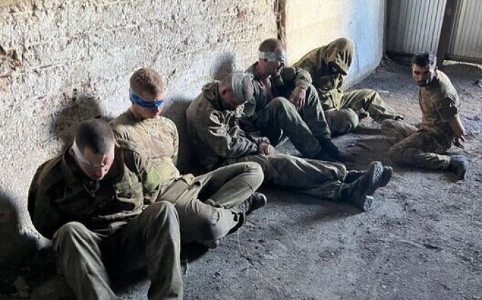 На Курщині взято в полон понад 600 військових РФ, зокрема офіцерів та “кадирівців”, – Зеленський.... На-Курщині-взято-в-полон-понад-600-військових-РФ,-зокрема-офіцерів-та-“кадирівців”,-–-Зеленський.