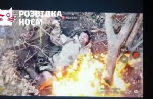 Російський загарбник з відірваною ногою горить заживо на полі бою. ВIДЕО Російський-загарбник-з-відірваною-ногою-горить-заживо-на-полі-бою.-ВiДЕО