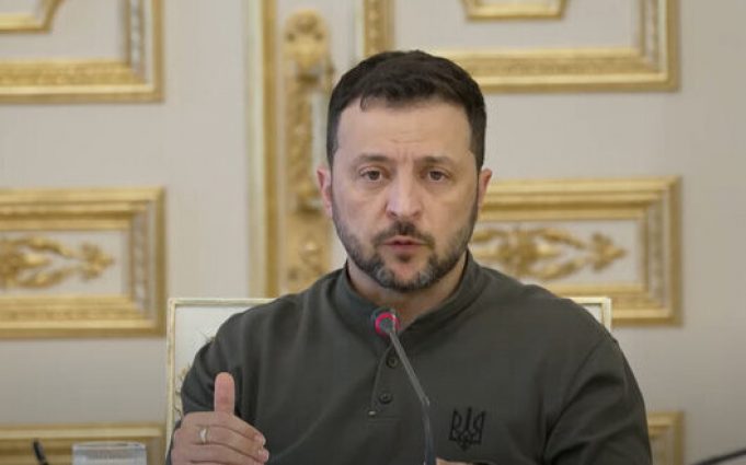 Понад 800 КАБів, майже 300 “Шахедів” і більш як 60 ракет застосувала РФ проти України... Понад-800-КАБів,-майже-300-“Шахедів”-і-більш-як-60-ракет-застосувала-РФ-проти-України.