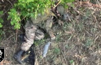 Понад 10 російських загарбників ліквідували штурмовики 92 бригади. ВIДЕО Понад-10-російських-загарбників-ліквідували-штурмовики-92-бригади.-ВiДЕО