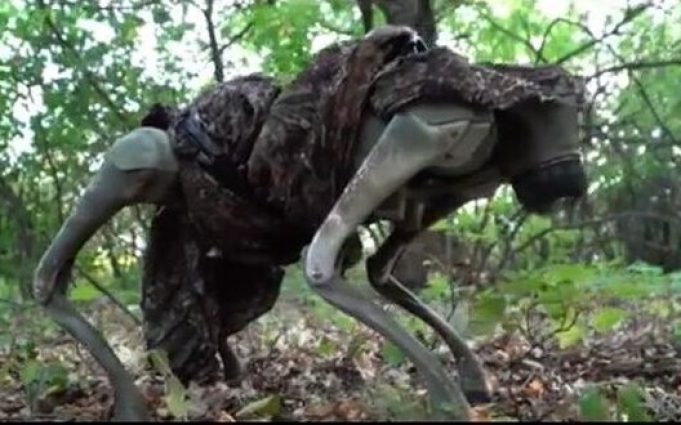 Бойовий робопес на службі українських військових. ВIДЕО Бойовий-робопес-на-службі-українських-військових.-ВiДЕО