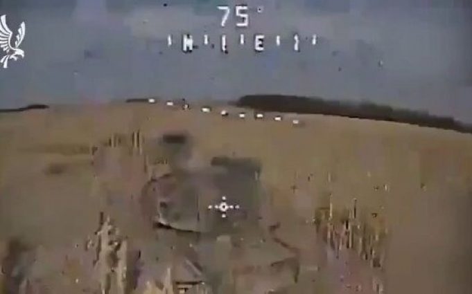 Знищення ворожого ЗРК “Тор” дроном-камікадзе на Харківщині. ВIДЕО Знищення-ворожого-ЗРК-“Тор”-дроном-камікадзе-на-Харківщині.-ВiДЕО