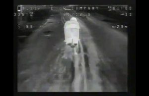 Окупант повз рачки полем, коли його атакував дрон-камікаде у зад. ВIДЕО Окупант-повз-рачки-полем,-коли-його-атакував-дрон-камікаде-у-зад.-ВiДЕО