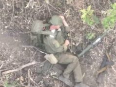 Окупант вибухово зник отримавши скид з дрону на Харківському напрямку. ВIДЕО Окупант-вибухово-зник-отримавши-скид-з-дрону-на-Харківському-напрямку.-ВiДЕО