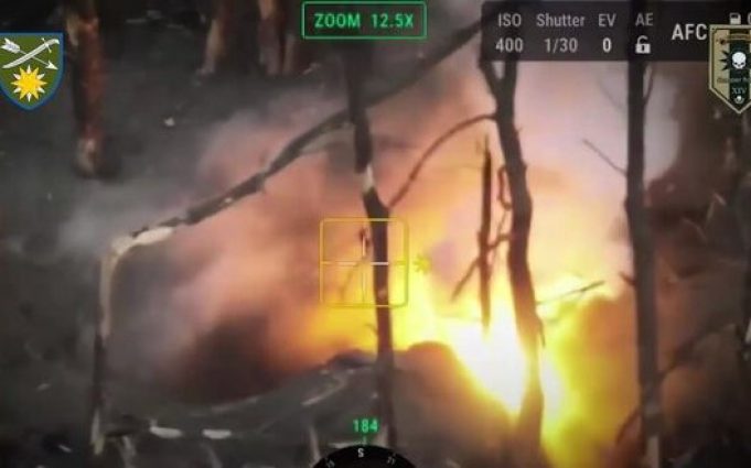 Воїни 66 ОМБр ліквідували щонайменше шістьох російських штурмовиків. ВIДЕО Воїни-66-ОМБр-ліквідували-щонайменше-шістьох-російських-штурмовиків.-ВiДЕО
