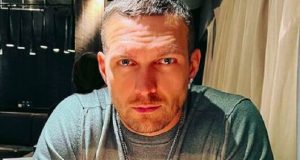 Усика заарештували в аеропорту Кракова (оновлено) Усика-заарештували-в-аеропорту-Кракова-(оновлено)