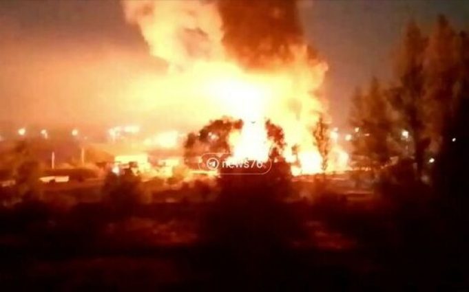 У російському Ярославлі загорівся склад із паливом та мастилом. ВIДЕО У-російському-Ярославлі-загорівся-склад-із-паливом-та-мастилом.-ВiДЕО