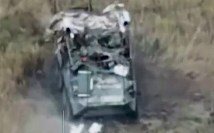 Спалили танк та БТР окупантів: 3 ОШБр відбила штурм рашистів на Харківщині. ВIДЕО Спалили-танк-та-БТР-окупантів:-3-ОШБр-відбила-штурм-рашистів-на-Харківщині.-ВiДЕО