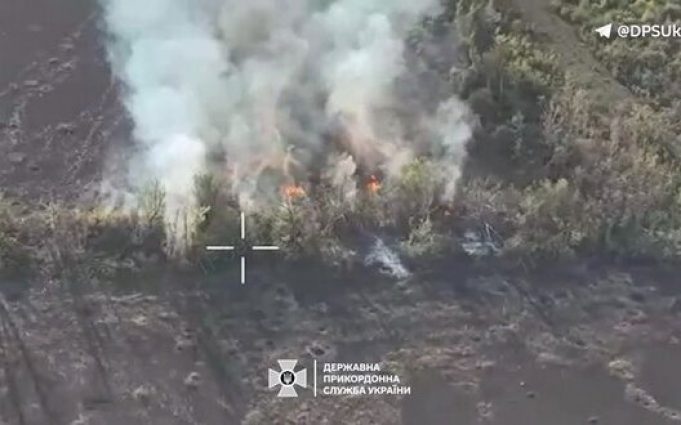 Сили оборони виявили у посадці ворожу піхоту і знищили позиції окупантів вщент. ВIДЕО Сили-оборони-виявили-у-посадці-ворожу-піхоту-і-знищили-позиції-окупантів-вщент.-ВiДЕО