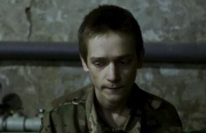 Полонений окупант шкодує, що пішов на війну: “Извини, мам, что подписал этот контракт – думал,... Полонений-окупант-шкодує,-що-пішов-на-війну:-“Извини,-мам,-что-подписал-этот-контракт-–-думал,.