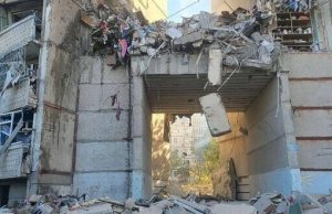 Удар ФАБами по Харкову: 3 особи загинули, 28 поранені (оновлено). ВIДЕО Удар-ФАБами-по-Харкову:-3-особи-загинули,-28-поранені-(оновлено).-ВiДЕО