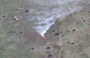 Бійці бригади НГУ “Рубіж” спалили з ПТРК Javelin дві МТЛБ з окупантами. ВIДЕО Бійці-бригади-НГУ-“Рубіж”-спалили-з-ПТРК-javelin-дві-МТЛБ-з-окупантами.-ВiДЕО