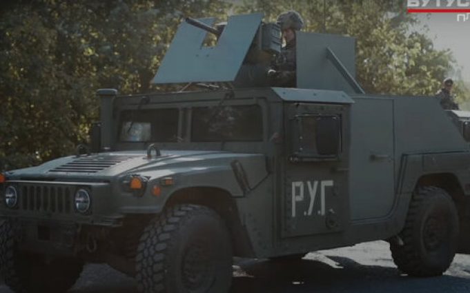 Снаряд влучив у Хамві, в якому був редактор Цензор.НЕТ Юрій Бутусов. Репортаж 2023 року Снаряд-влучив-у-Хамві,-в-якому-був-редактор-ЦензорНЕТ-Юрій-Бутусов.-Репортаж-2023-року