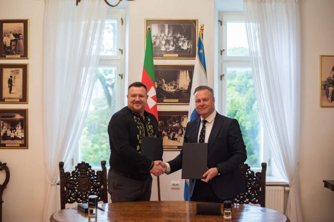 Нововолинськ підписав угоду про партнерство з литовським містом Кретинга Нововолинськ-підписав-угоду-про-партнерство-з-литовським-містом-Кретинга