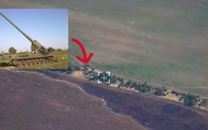 Українські захисники виявили та знищили російську САУ “Піон”. ВIДЕО Українські-захисники-виявили-та-знищили-російську-САУ-“Піон”.-ВiДЕО